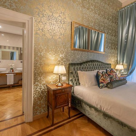 Palazzo Monga Boutique Guesthouse Vérone Extérieur photo