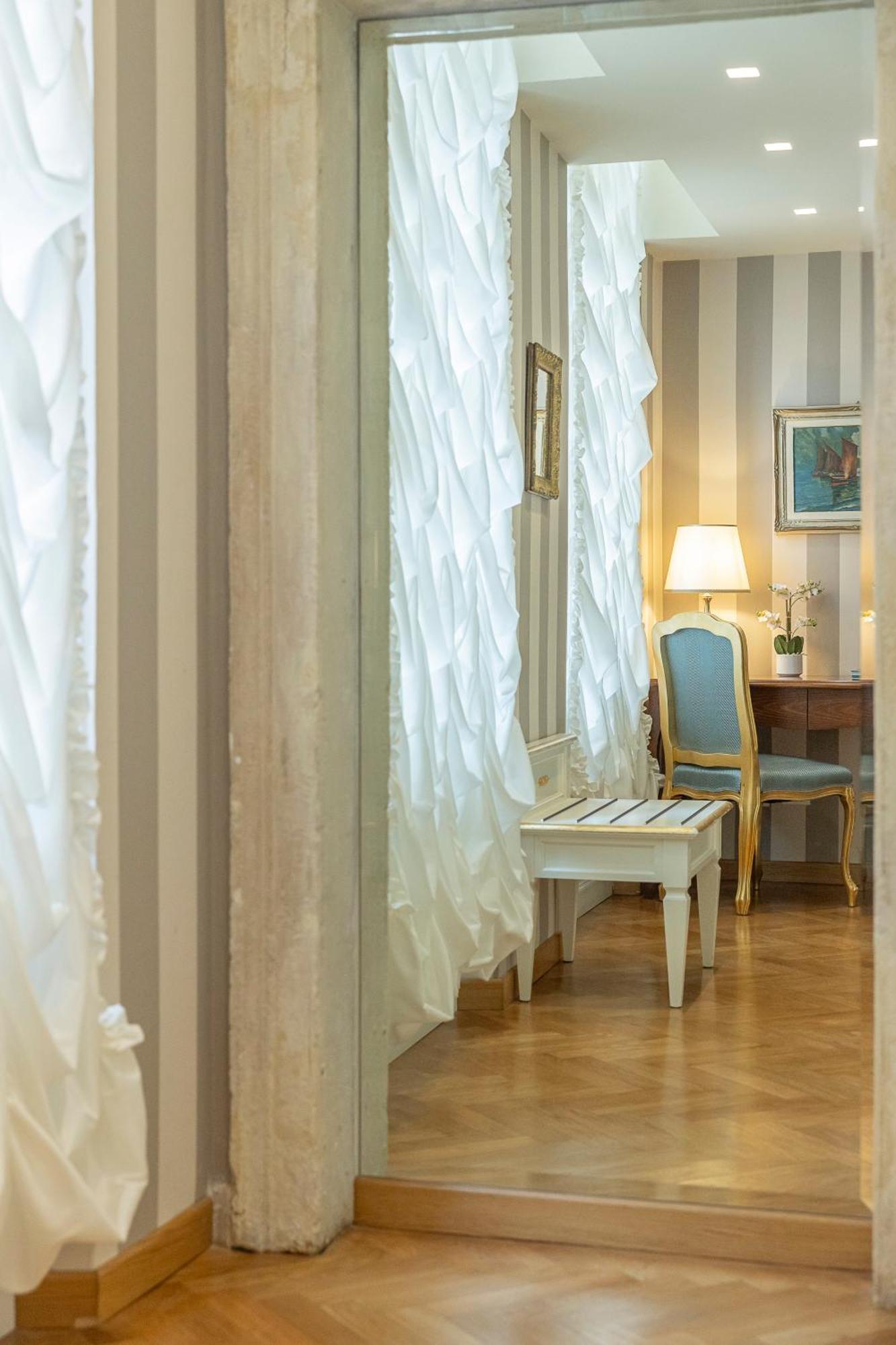 Palazzo Monga Boutique Guesthouse Vérone Extérieur photo