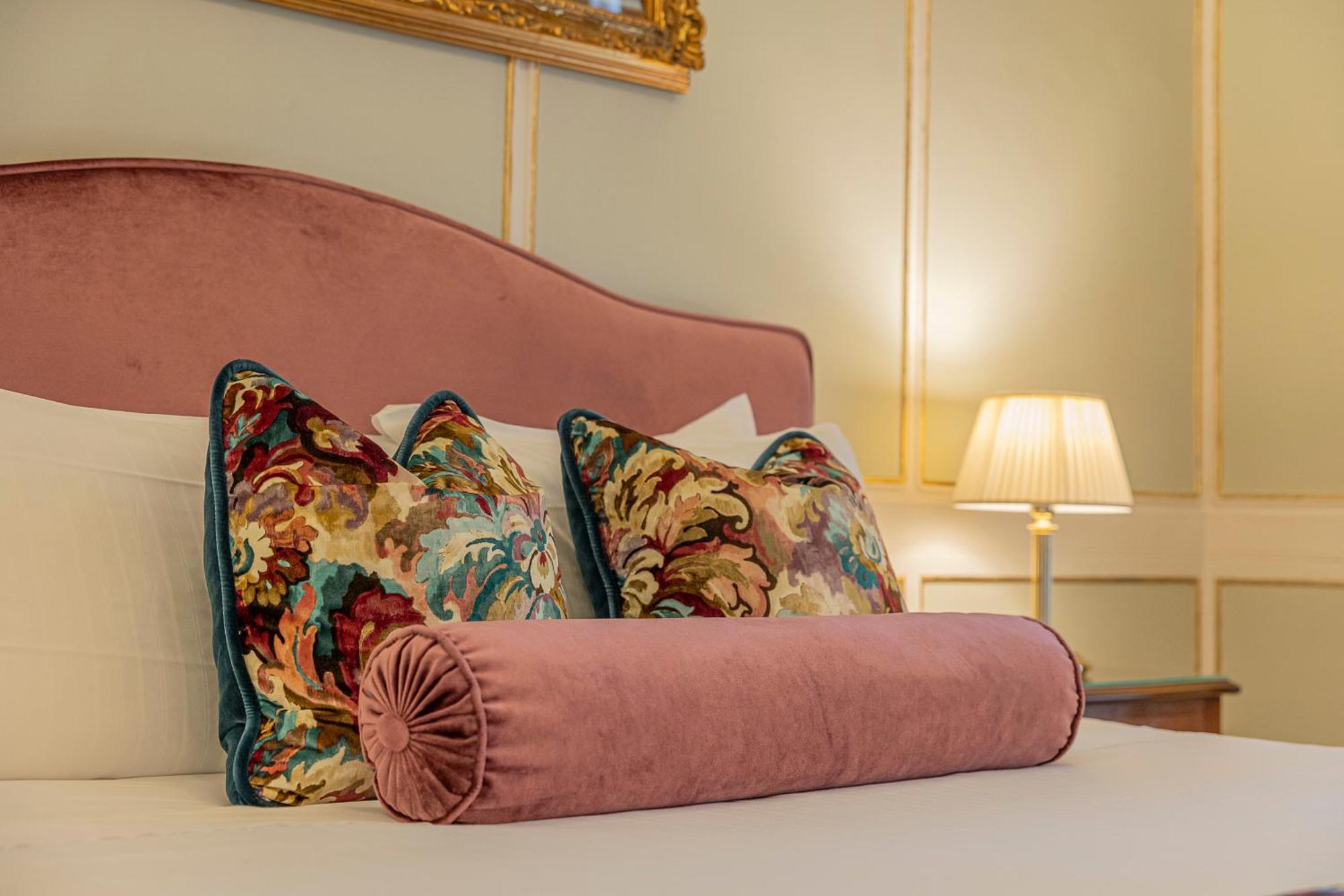 Palazzo Monga Boutique Guesthouse Vérone Extérieur photo